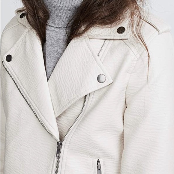 Cupcakes & Cashmere Moto Jacket in Dusty Pink - Picture 2 of 6